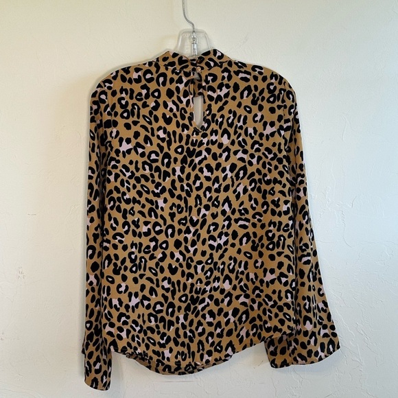 NWT Women’s leopard print boho, bell sleeve blouse by Hippie Rose Sz. S - Picture 15 of 16